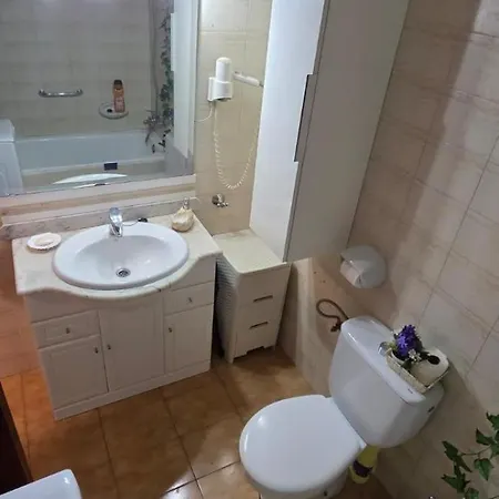 Casa Con Piscina Comunitaria *