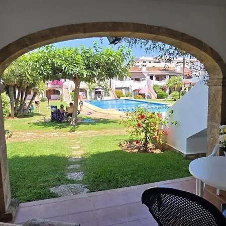 Casa Con Piscina Comunitaria Dénia