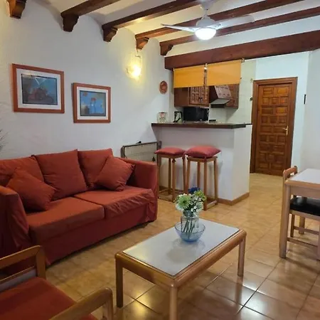 Hébergement de vacances Casa Con Piscina Comunitaria *